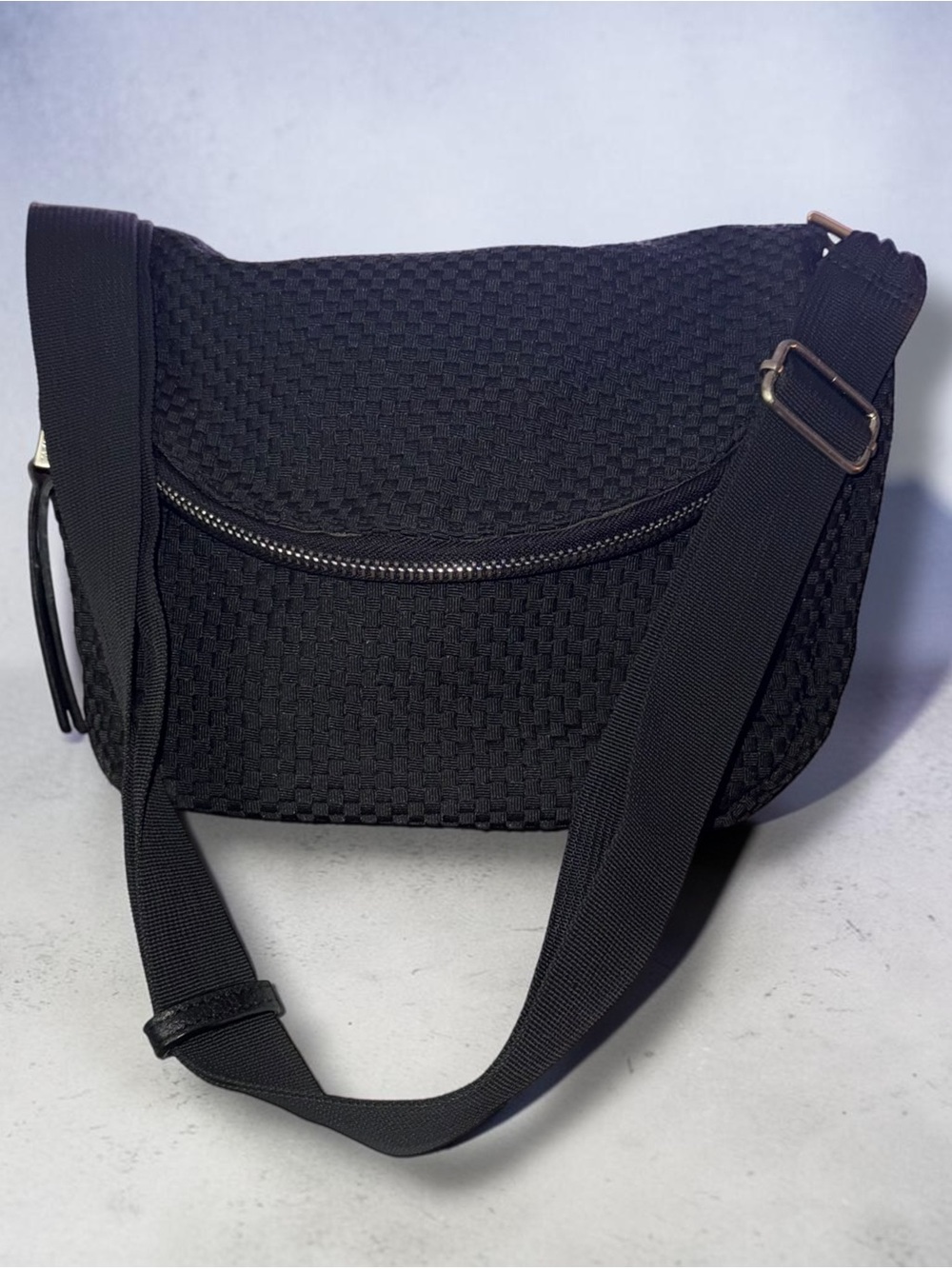 Bernie Mev. woven fold over crossbody bag